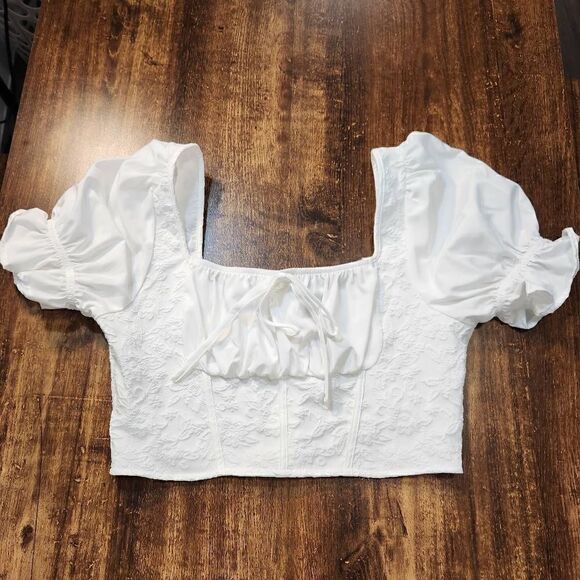 SHEIN Tops - Peasant crop 